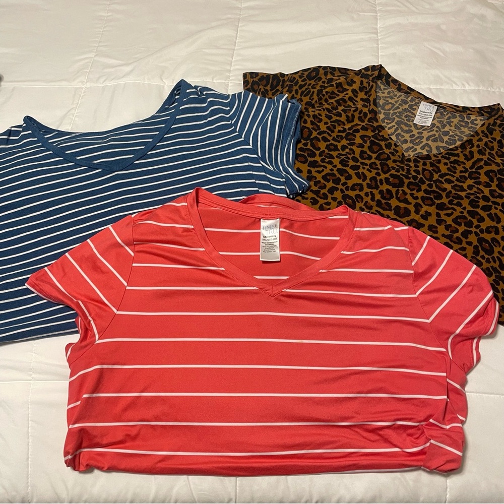 Lot of (3) XXL Fitted Maternity Tees (Ruched Sides)- Time & Tru and Motherhood